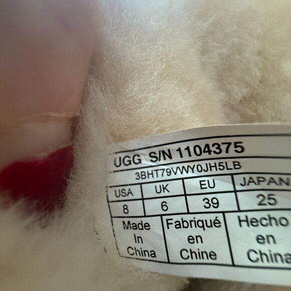 Short Ugg Boots size 8 - Picture 8 of 8